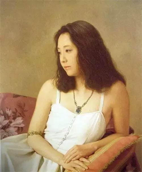 他一辈子只画了一个女人，终于成功…